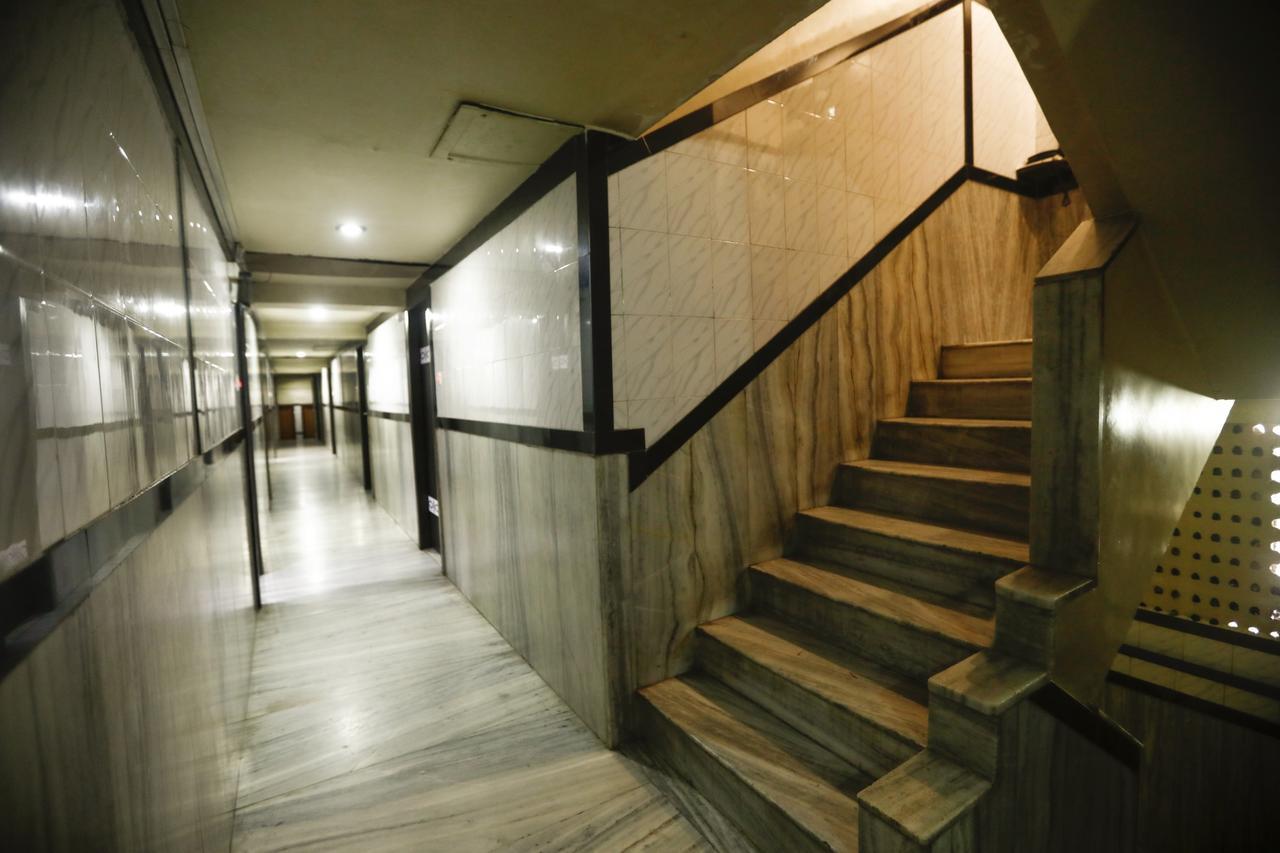 Hotel Kings Palace Мумбаи Экстерьер фото
